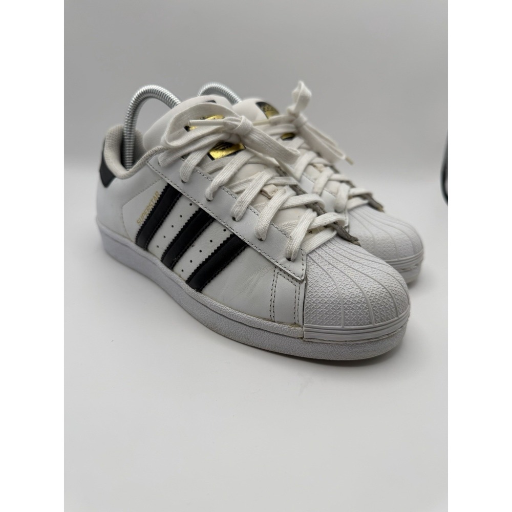 Adidas Superstar Men's Size 5 White Black Gold Shell Toe Leather Sneakers